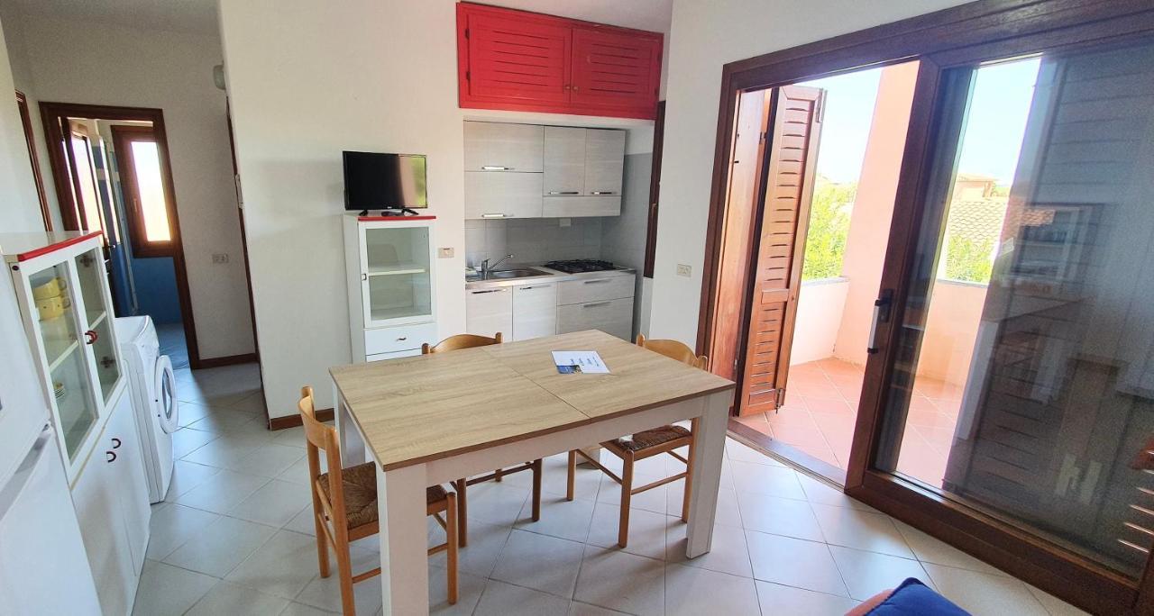 Iss Travel, Le Carrube Two Bedrooms Apartments With Air Conditioning ซาน เตโอโดโร ภายนอก รูปภาพ