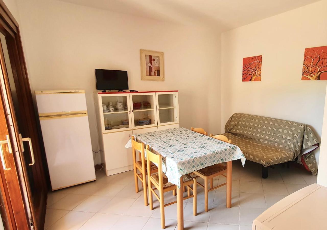 Iss Travel, Le Carrube Two Bedrooms Apartments With Air Conditioning ซาน เตโอโดโร ภายนอก รูปภาพ